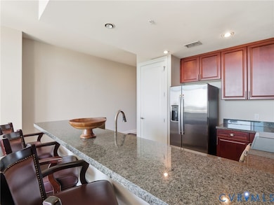 Vistas on the James unit U806, Richmond, VA 23219 - photo 6