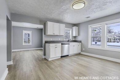 11-web-or-mls-6438-adams-st