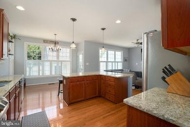 43066 Barons St, Chantilly, VA 20152 - photo 7