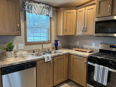 10601 Hulser Rd unit 48, Utica, NY 13502 - photo 2