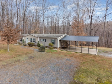 2282 Steppingstone Ln, Asheboro, NC 27205 - photo 4