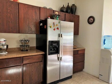 Kitchen (2)