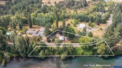 1049 N River Dr, Sweet Home, OR 97386 - photo 3