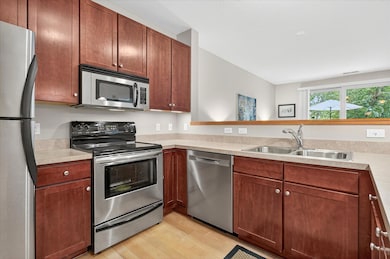 1070 Grandview Ct NE unit 101, Columbia Heights, MN 55421 - photo 6