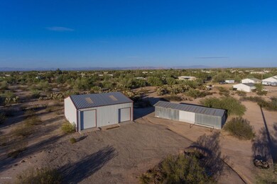 40X40 Shop & Pole Barn