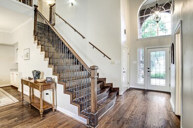 10116 Valley Forge Dr unit 16, Houston, TX 77042 - photo 3