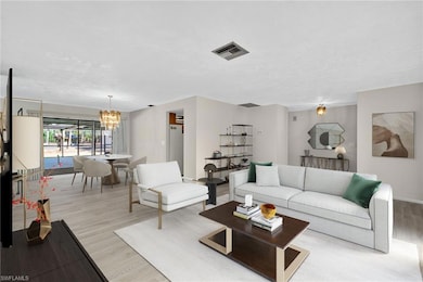 6811 Sandalwood Ln, Naples, FL 34109 - photo 6