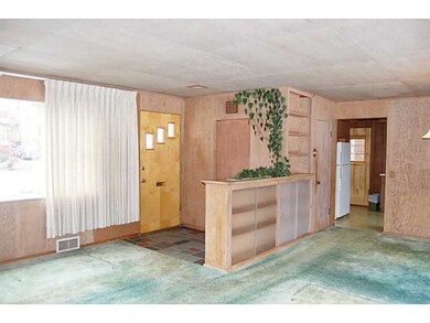 45 Indian Rd, Riverside, RI 02915 - photo 2