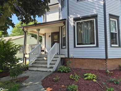 1419 West St, Grinnell, IA 50112 - photo 4