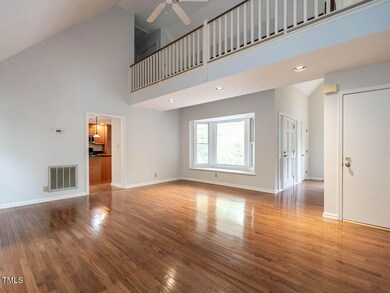 006-1280x960-living-room