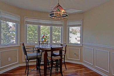 06-Breakfast Area