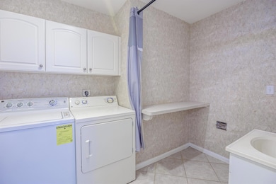 527 W Jasmine Dr, Lake Park, FL 33403 - photo 6