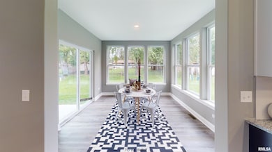 21 S 5th St, Eldridge, IA 52748 - photo 3