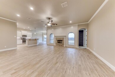 124 N Ridge Ct, Weatherford, TX 76088 - photo 5