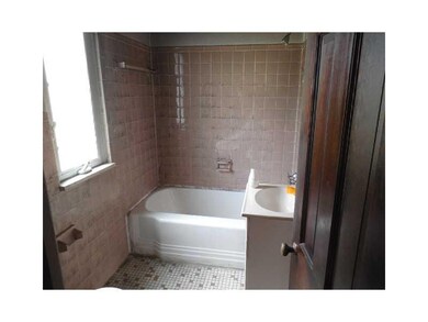 Full Bath.