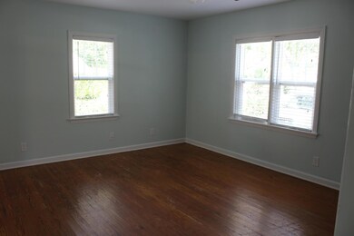 926 Sunset Rd unit Front, West Palm Beach, FL 33401 - photo 4