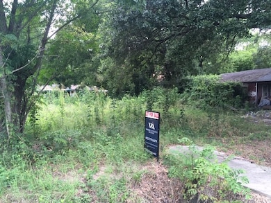 1944 Dolly Wright St, Houston, TX 77088 - photo 6