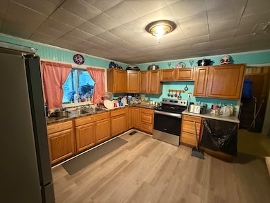 1629 Roosevelt Dr, Dalton, GA 30721 - photo 3