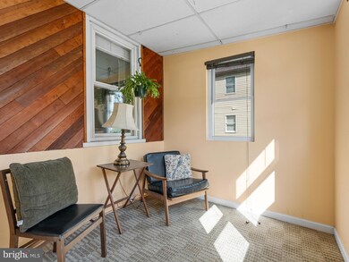 637 Andrews Ave, Darby, PA 19023 - photo 4