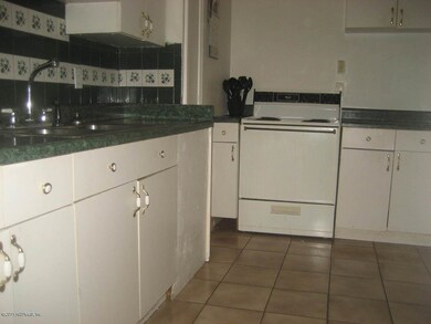 6239 Bartholf Ave, Jacksonville, FL 32210 - photo 4