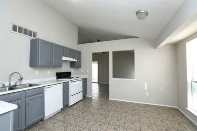 24306 Kennedy Ranch Ln, Hockley, TX 77447 - photo 5