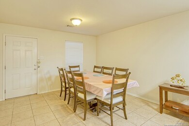 10302 Roseangel Ln, Helotes, TX 78023 - photo 6