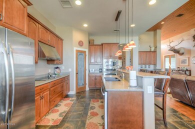 Kitchen (3)-SMALL