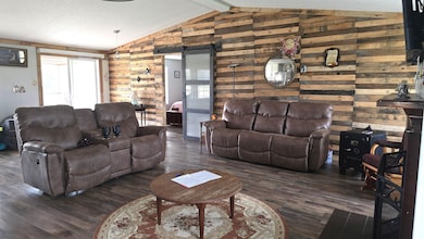 775 E Apache St, Medford, OK 73759 - photo 6