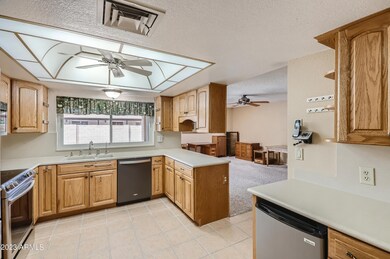 12 Kitchen