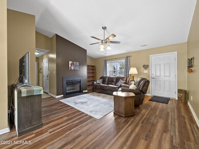 3EA4D8DE-C542-4348-9AD3-44B06FC5066C