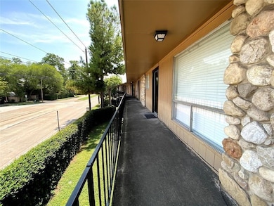 1529 Wirt Rd unit 30, Houston, TX 77055 - photo 6