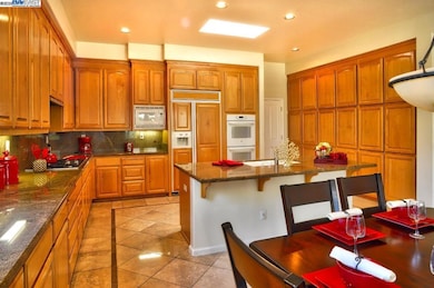 5253 Vicenza Way, San Jose, CA 95138 - photo 4