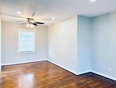 4816 Moore St, Houston, TX 77009 - photo 5