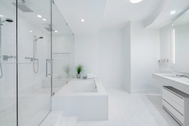 Porsche Design Tower unit 5105, Sunny Isles Beach, FL 33160 - photo 4