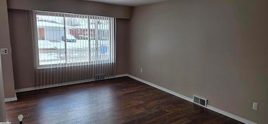 30609 Moulin Ave, Warren, MI 48088 - photo 5