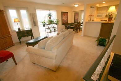 1145 Canterbury Ct unit 1145-B, Indianapolis, IN 46260 - photo 3