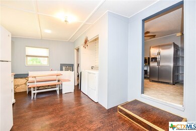 402 N 4th St, Copperas Cove, TX 76522 - photo 5