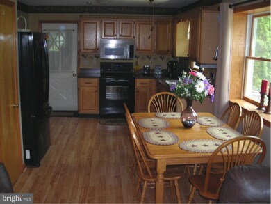 9030 Mentzer Gap Rd, Waynesboro, PA 17268 - photo 2