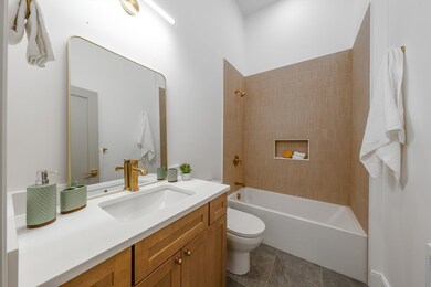 10 Rockland St unit 2, Roxbury, MA 02119 - photo 6
