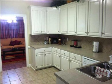 249 Charlene Dr, Byram, MS 39272 - photo 6