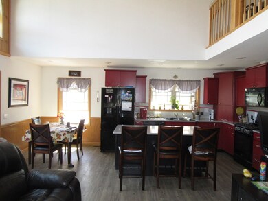 Kitchen/Dining