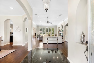 Foyer additional view