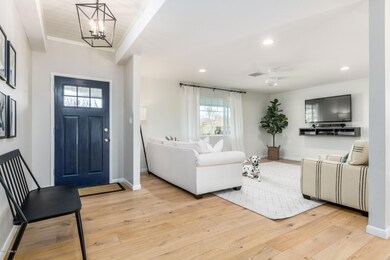 Tongue & Groove Entry Ceiling