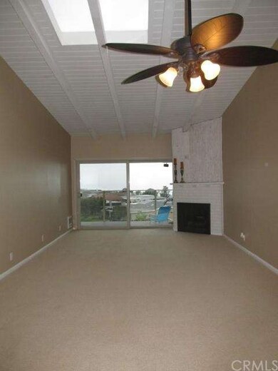 Living/Dining Area