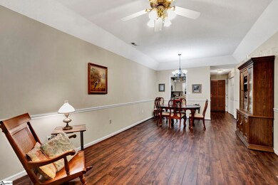 407 W Pointe Dr, Spartanburg, SC 29301 - photo 4