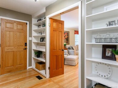 21 Stockwood Rd, Asheville, NC 28803 - photo 6