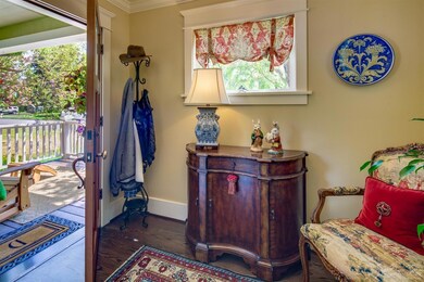 481 NW State St, Bend, OR 97701 - photo 4