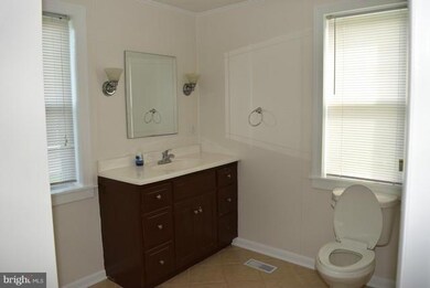 1049 Paper Mill Rd, Chambersburg, PA 17202 - photo 6