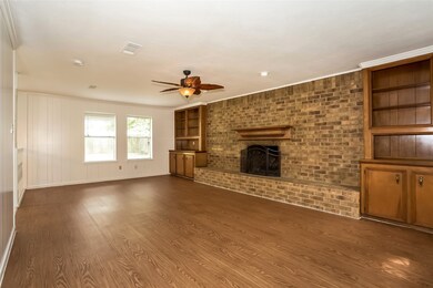 15019 Forest Lodge Dr, Houston, TX 77070 - photo 2