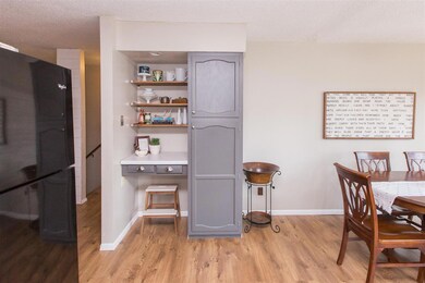 1303 Fleur Dr, Waterloo, IA 50701 - photo 6